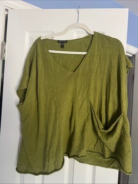 EILEEN FISHER Olive V-Neck Relaxed short sleeve knit